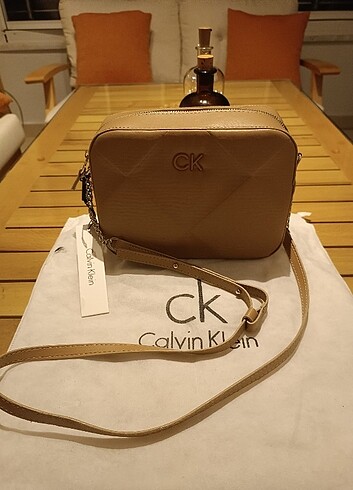  Beden Calvin Klein Çanta 