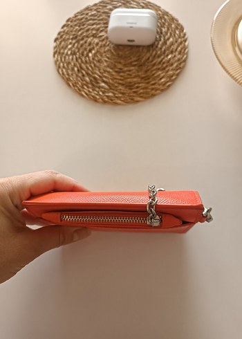 Zincir Detaylı Turuncu Deri Kadın Cüzdan - Görsel 3