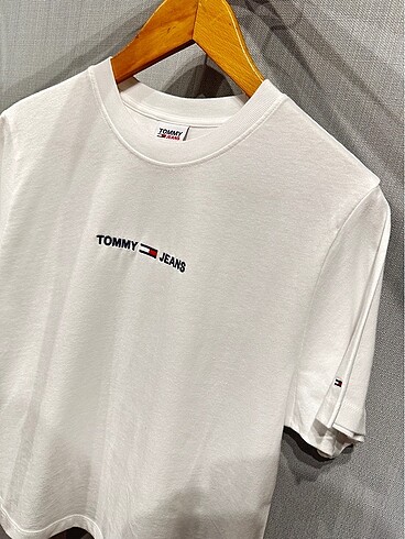 Tommy Hilfiger Tommy Kadın Tişört