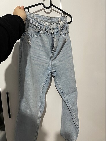 34 Beden Bershka mom jean