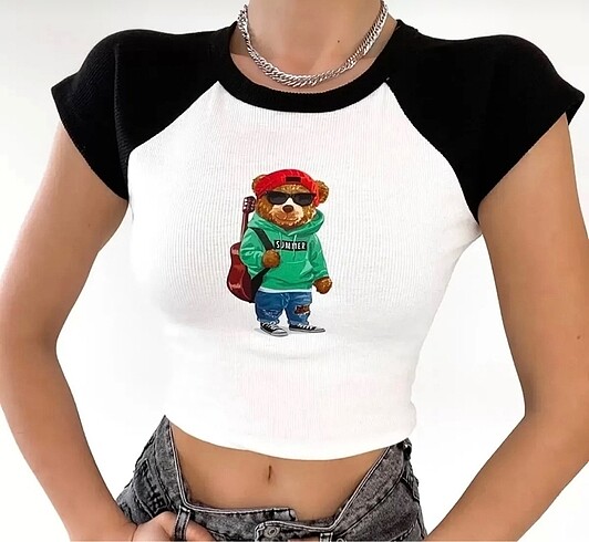 Gitarlı Ayıcık Baskıkı Beyaz Fitilli Penye Crop