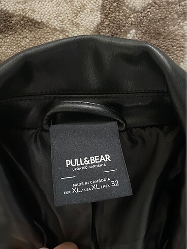 xl Beden siyah Renk Deri ceket pull and bear