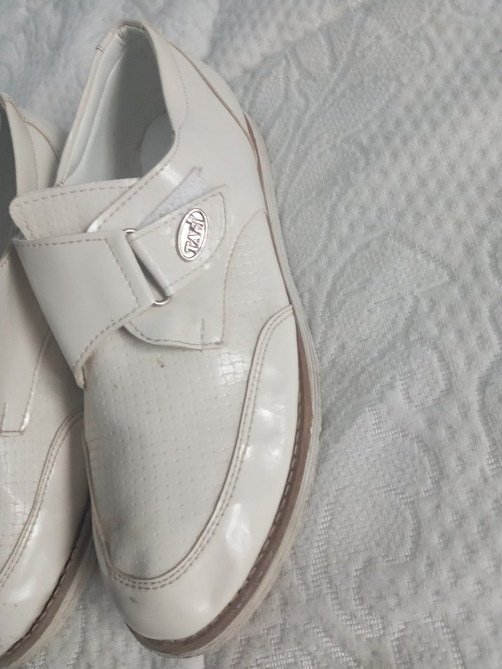 Beyaz Tokalı sünnet ayakkabısı - Görsel 3