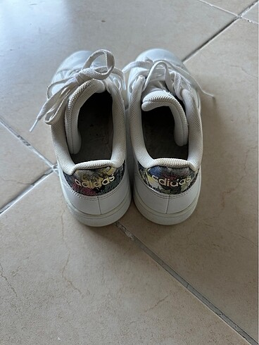 Adidas sneaker