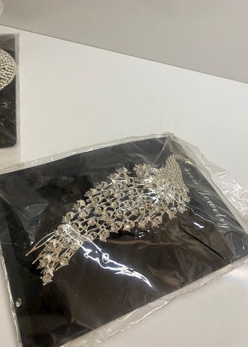 Altın Renkli Payetli Kadın Saç Aksesuarı - Görsel 2