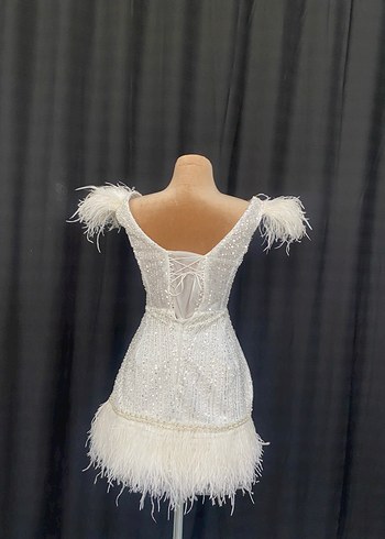 Tüy Detaylı Mini V Yaka Beyaz abiye - Görsel 3