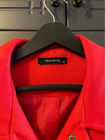 Milla kırmızı ceket, az kullanışmış - Görsel 4