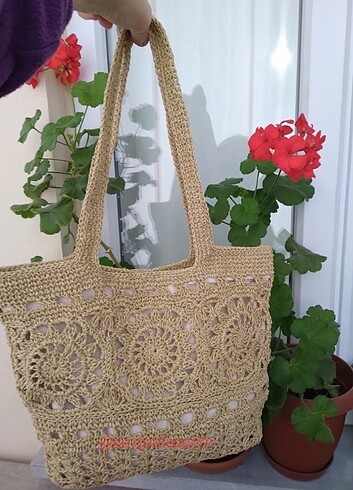 ASTARLI ÇANTA