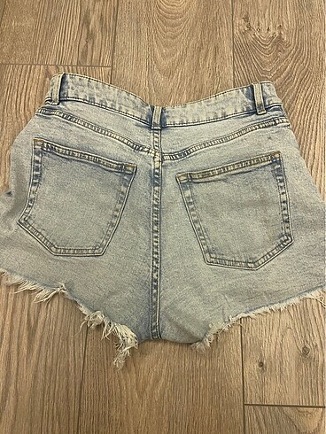 H&M sort h&m