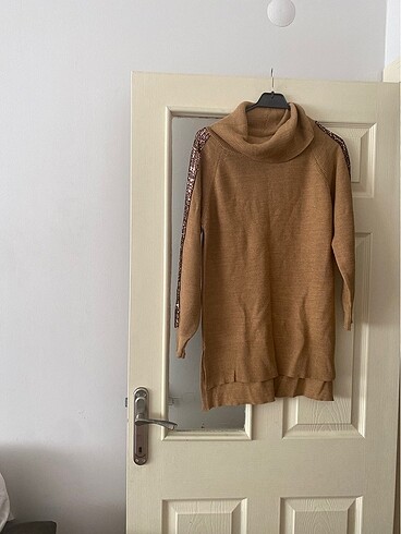 Triko tunik.pul detaylı