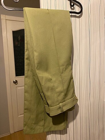 yeşil pantolon