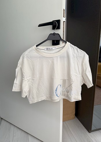 Krem tonlarında Kadın Crop Tişört