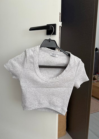 Gri Kısa Kollu Crop Top