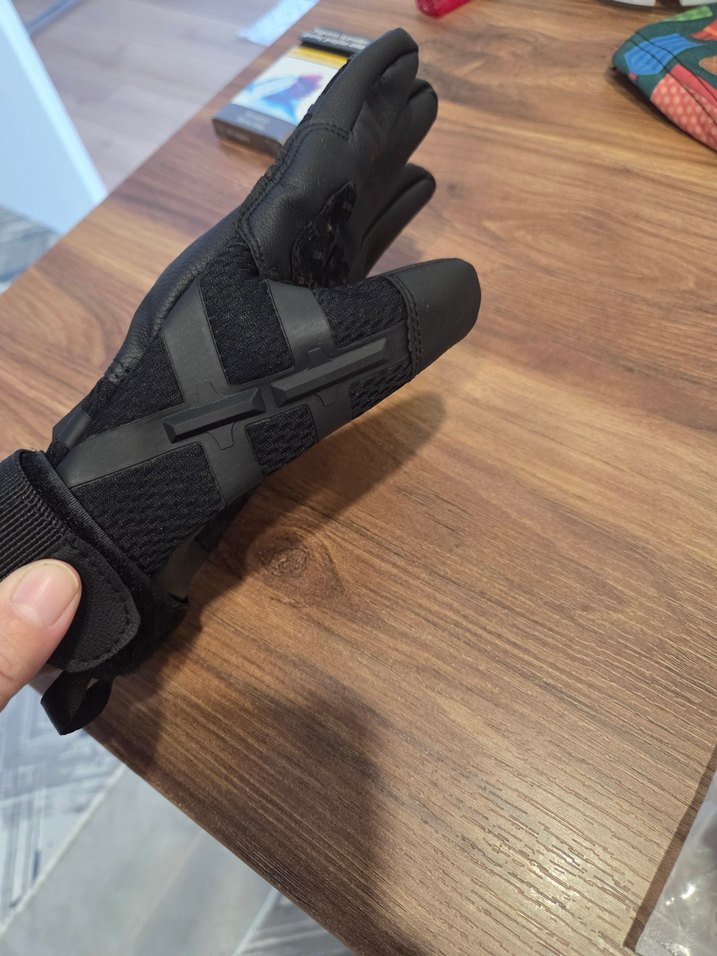 Siyah Desenli Erkek Motosiklet Eldiveni - Görsel 3