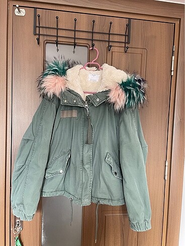 bershka mont