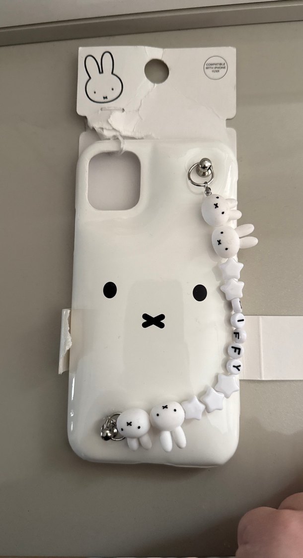 Beyaz Zincir Detaylı Miffy Telefon Kılıfı - Görsel 2
