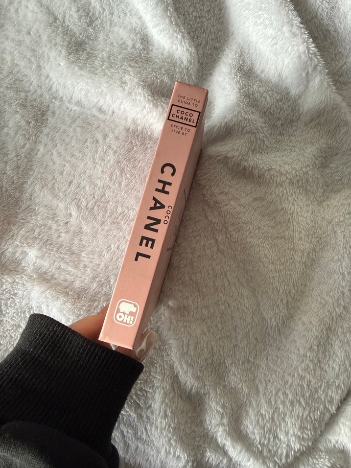 Coco Chanel Tarz Rehberi Kitabı Dekor - Görsel 2