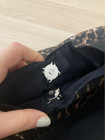  Beden kahverengi Renk Leopar desenli çanta