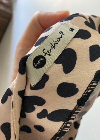 Zara Leopar Desenli V Yaka Uzun Elbise