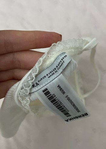 Dantel Detaylı Beyaz İnce Askılı Kadın Atlet - Görsel 3