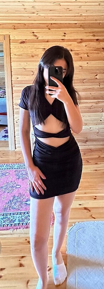 Siyah mini elbise