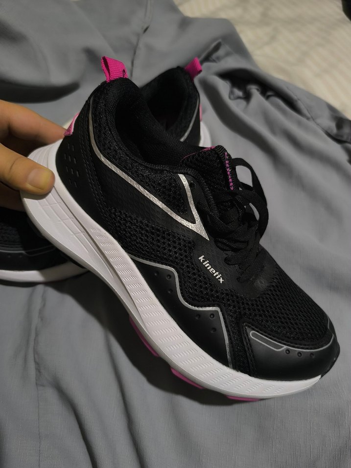 Kinetix Siyah Bağcıklı Spor Ayakkabı - Görsel 4