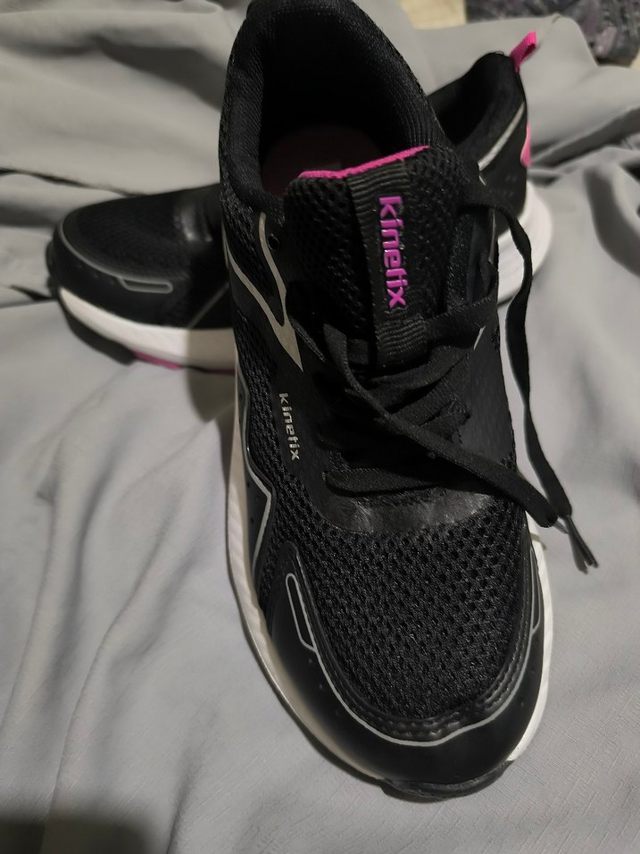 Kinetix Siyah Bağcıklı Spor Ayakkabı - Görsel 2
