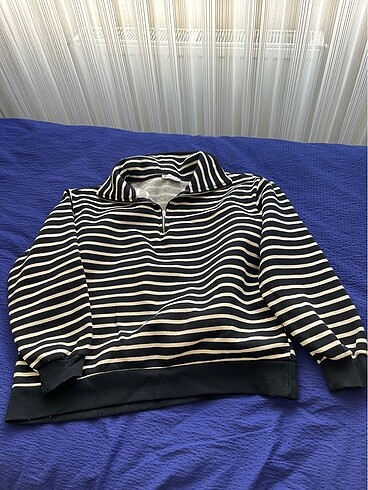 Defacto Sweatshirt