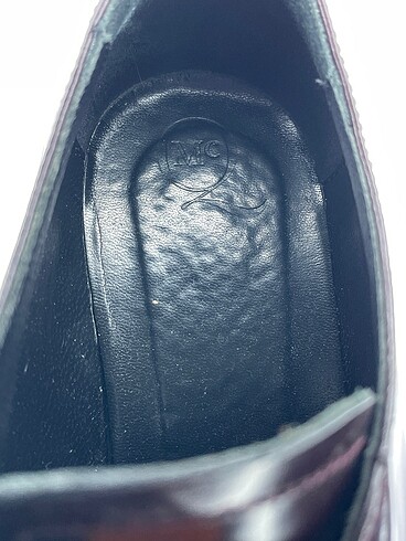 38 Beden bordo Renk Alexander McQueen Loafer %70 İndirimli.