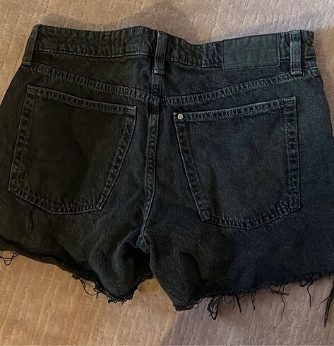 l Beden H&M mini şort