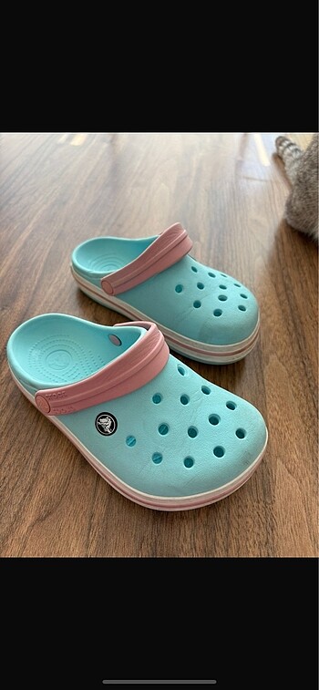 Crocs