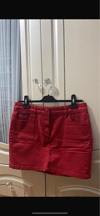 Us polo kırmızı mini etek