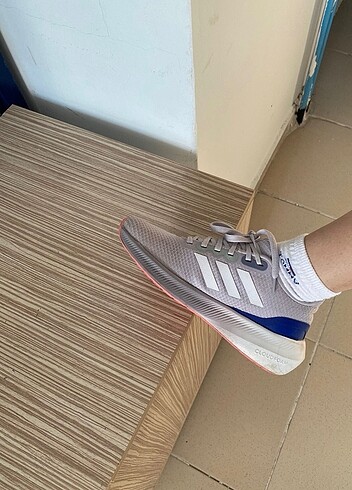 37 Beden çeşitli Renk Orj Adidas 37 çok iyi durumda
