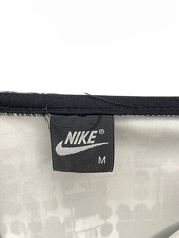 m Beden çeşitli Renk Nike Ceket %70 İndirimli.