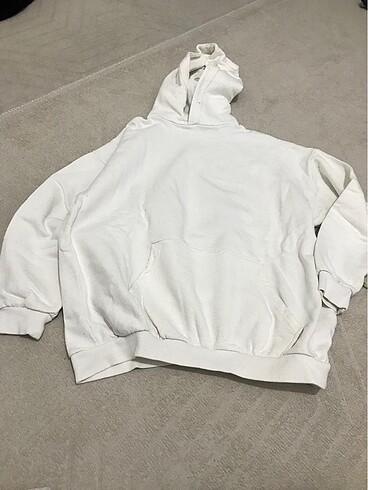 Beyaz kapüşonlu Sweatshirt