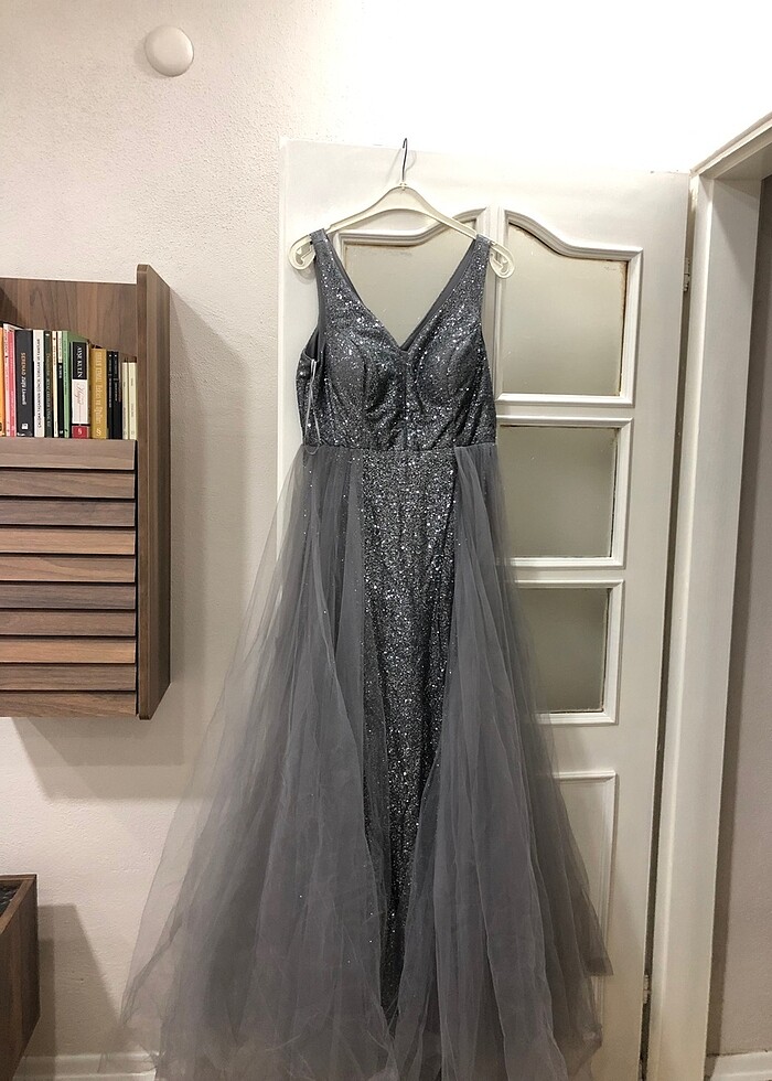 Pullu ve tüllü nişanlık - Görsel 2