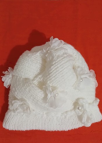 Beyaz Nakışlı Örgü  Bere - Görsel 2