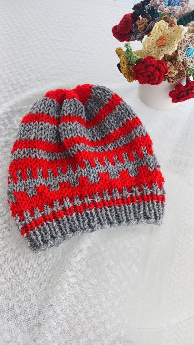 Kadın Gri Kırmızı Örgü Bere - Görsel 3