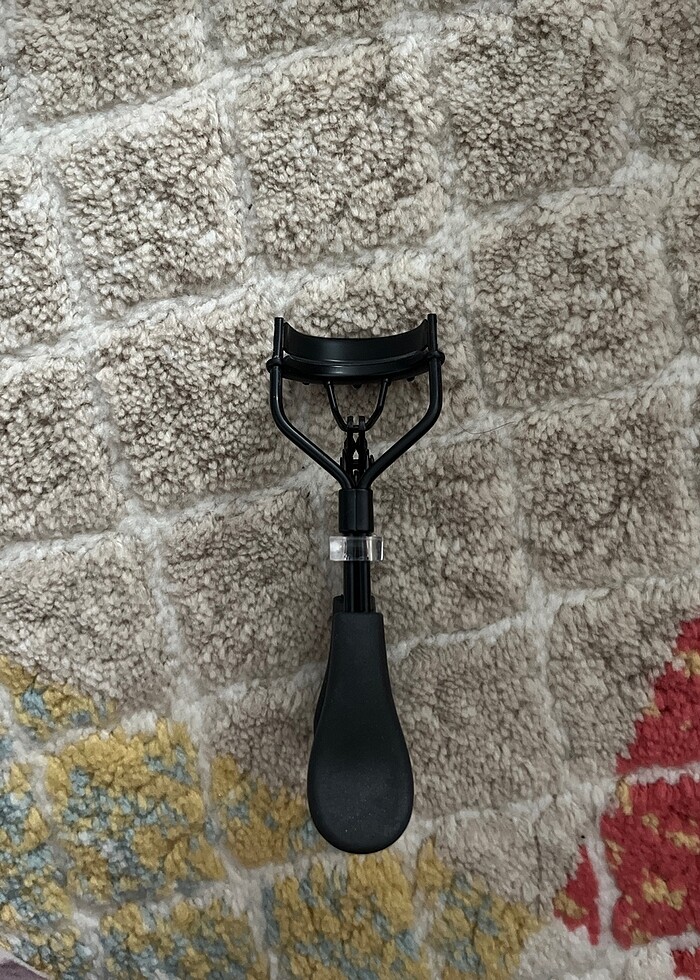 Kirpik kıvırıcısı - Görsel 3