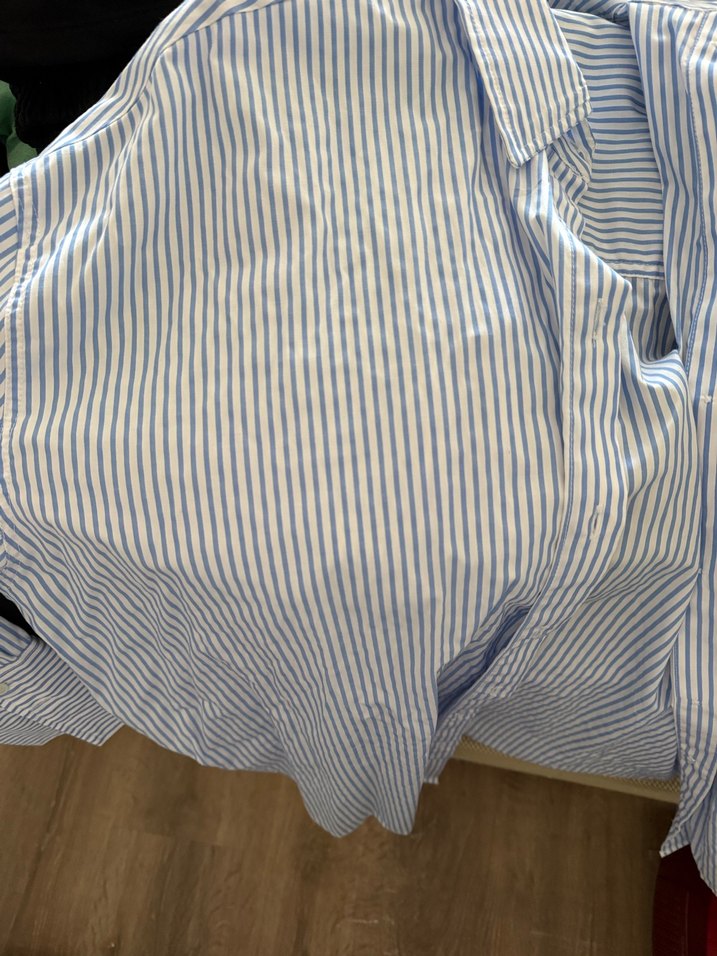 Bershka oversize mavi çizgili gömlek - Görsel 3