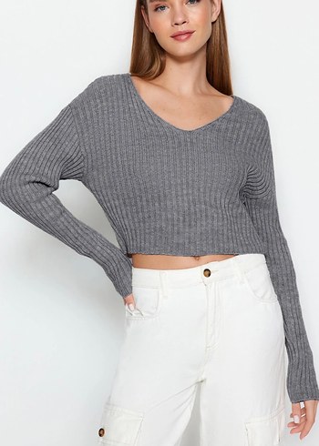 Gri V Yaka Uzun Kollu Triko Kadın Kazak - Görsel 6