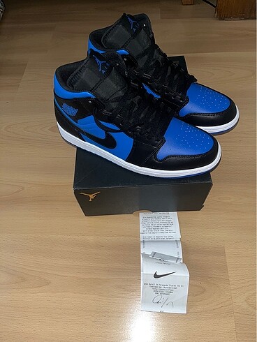 Air jordan mid 1 blueroyal 