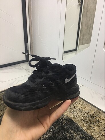 22 Beden Çocuk ayakkabı orjinal nike