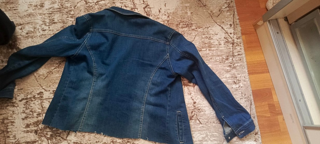 Düğmeli Mavi Kadın Kot Ceket - Görsel 2