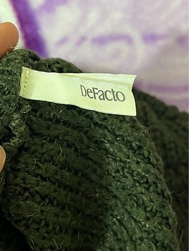s Beden Defacto kazak