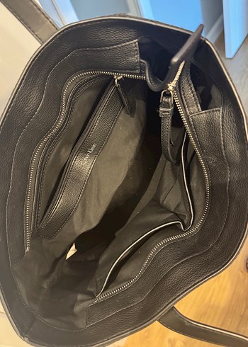  Beden Calvin Klein Siyah Deri Kadın Çanta