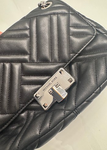 Beden Michael Kors siyah çanta