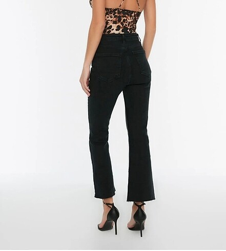 Trendyolmilla antrasit yüksek bel crop flare jean