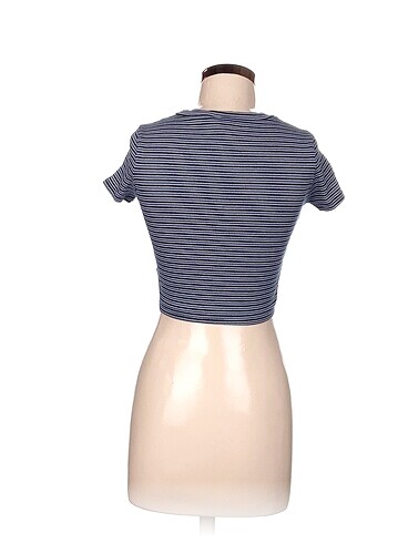 m Beden H&M T-shirt %70 İndirimli.