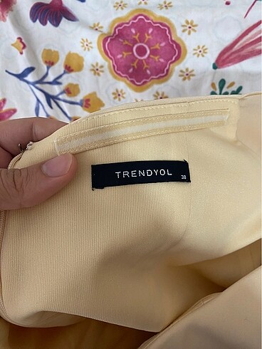 Trendyol & Milla Trendyol elbise rengi çok güzel
